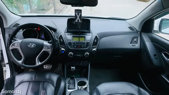 Hyundai Tucson 2014 · 2.0 AT