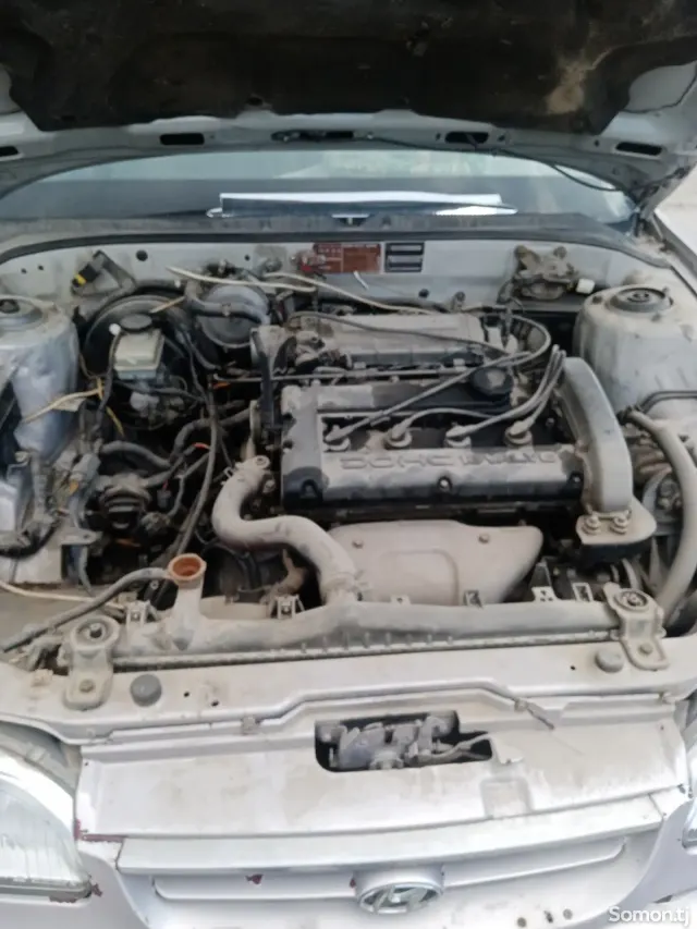 Hyundai Sonata 1996 · 1.8 AT