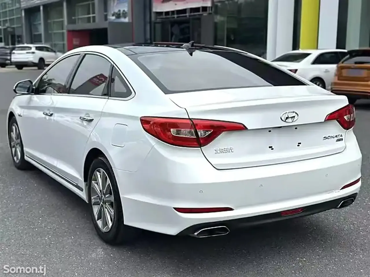 Hyundai Sonata 2015 · 1.5 AT