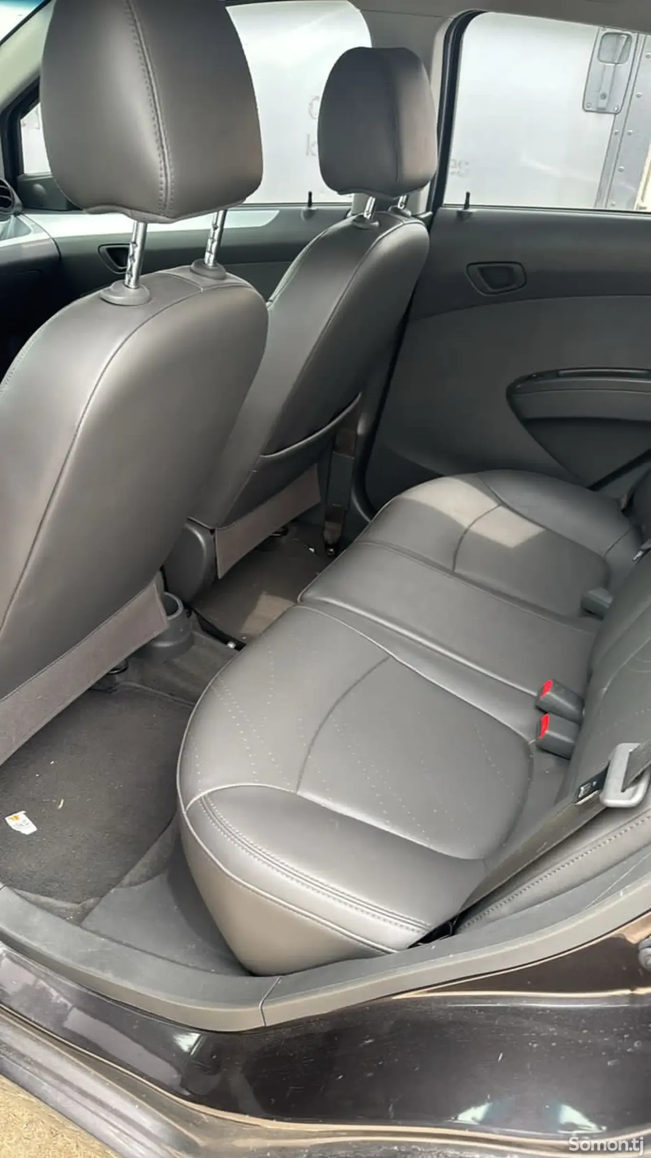 Chevrolet Spark 2014 · 1.1 AT