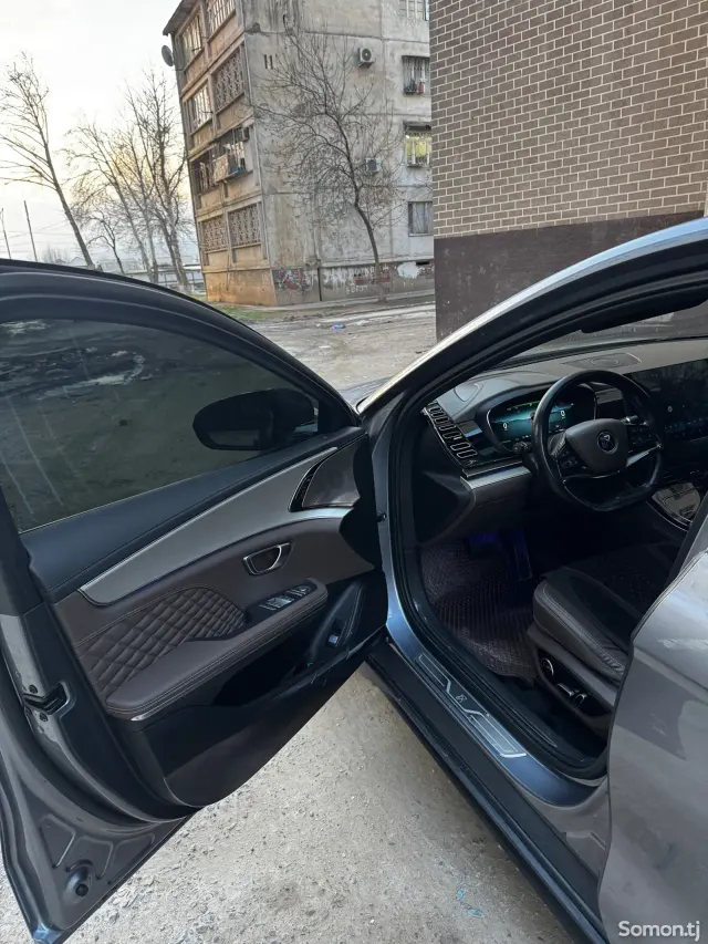 BYD Han EV 2024 · CVT
