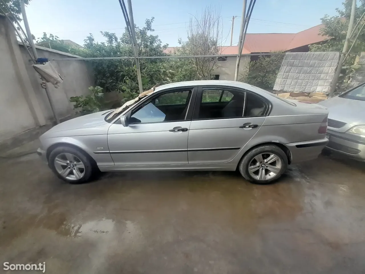 BMW 3 series 1999 · 2.0 MT