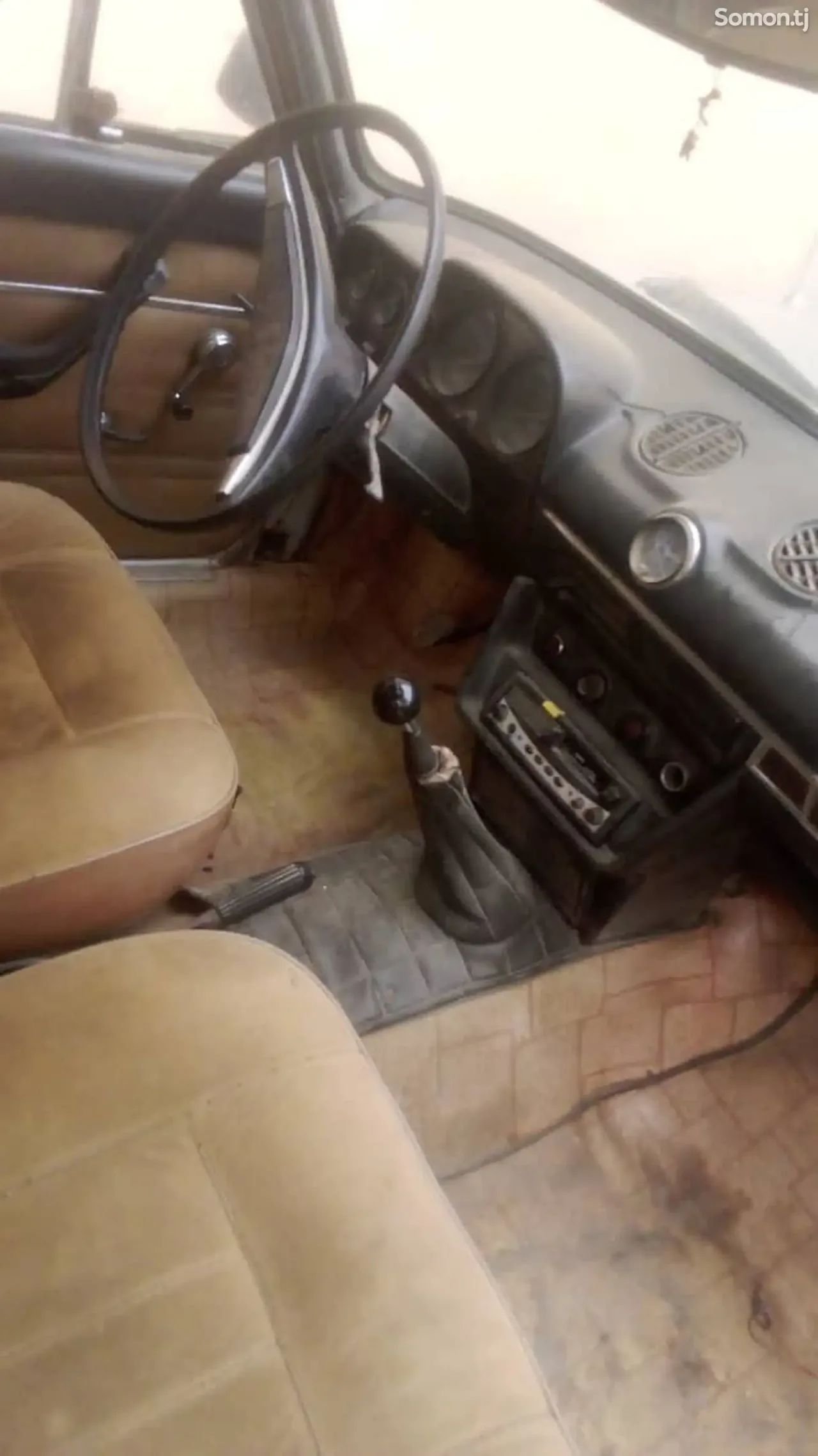 Lada (ВАЗ) 2106 1986 · 1.4 MT