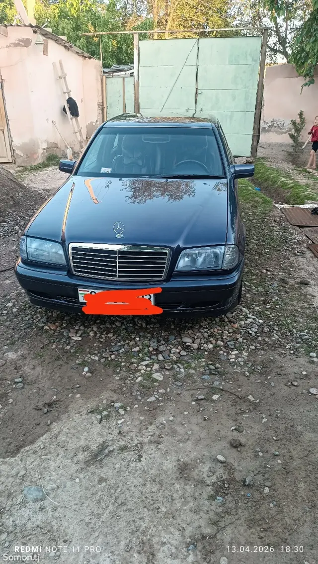 Mercedes-Benz C class 1999 · 1.8 MT