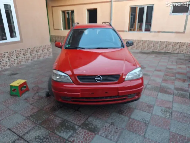 Opel Astra G 1999 · 1.6 MT