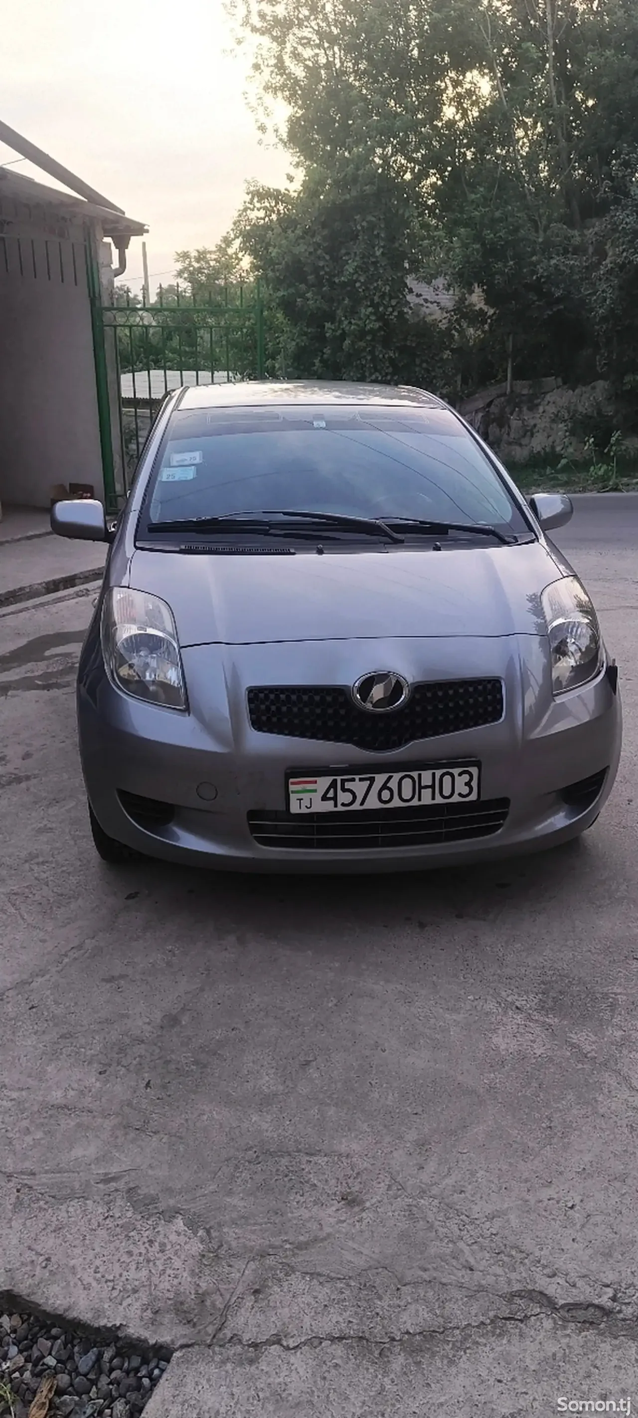 Toyota Vitz 2007 · 1.3 AT