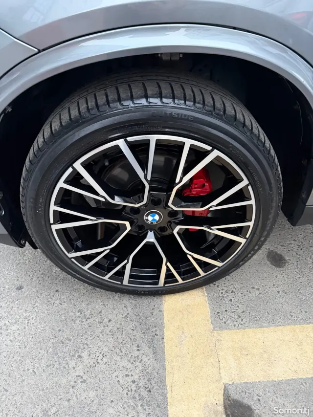 BMW X5 2015 · 3.0 AT