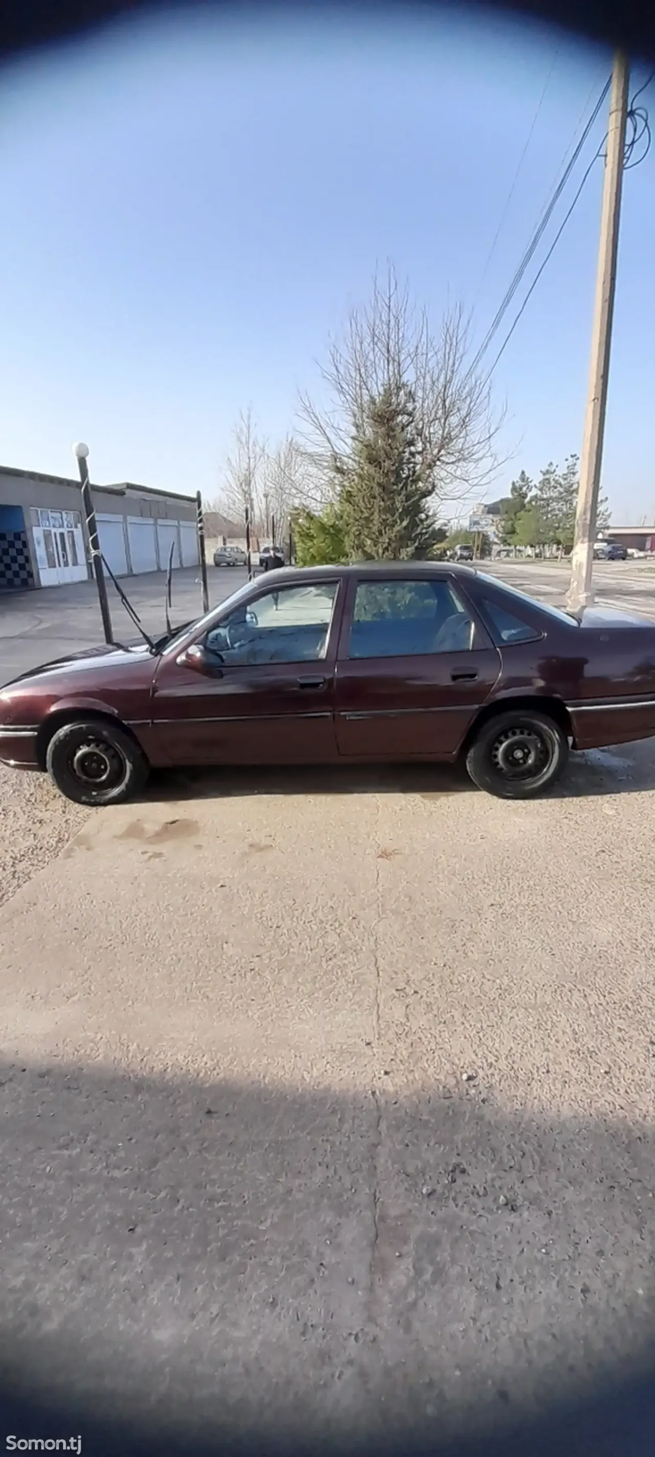 Opel Vectra A 1993 · 1.6 MT