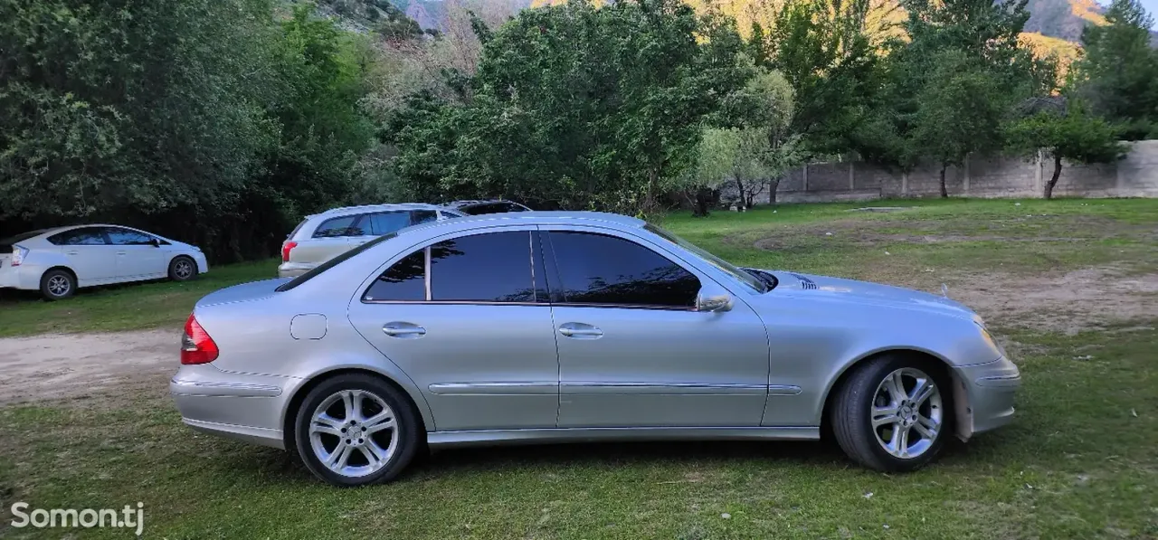 Mercedes-Benz E class 2007 · 3.5 AT