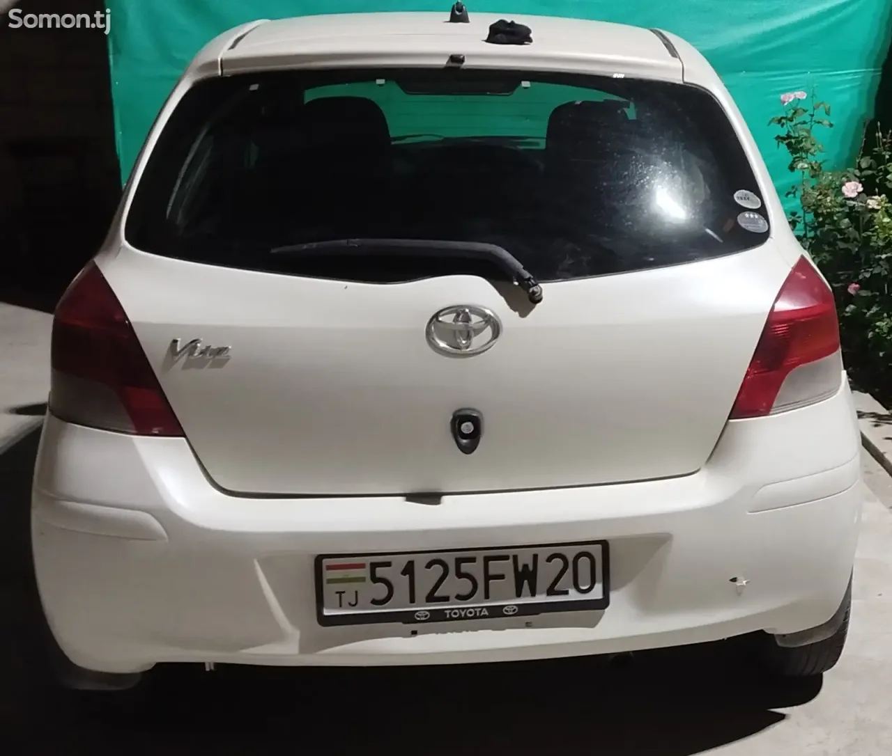 Toyota Vitz 2009 · 1.3 AT