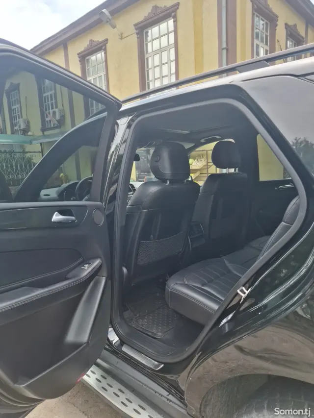 Mercedes-Benz GLE class 2018 · 3.5 AT