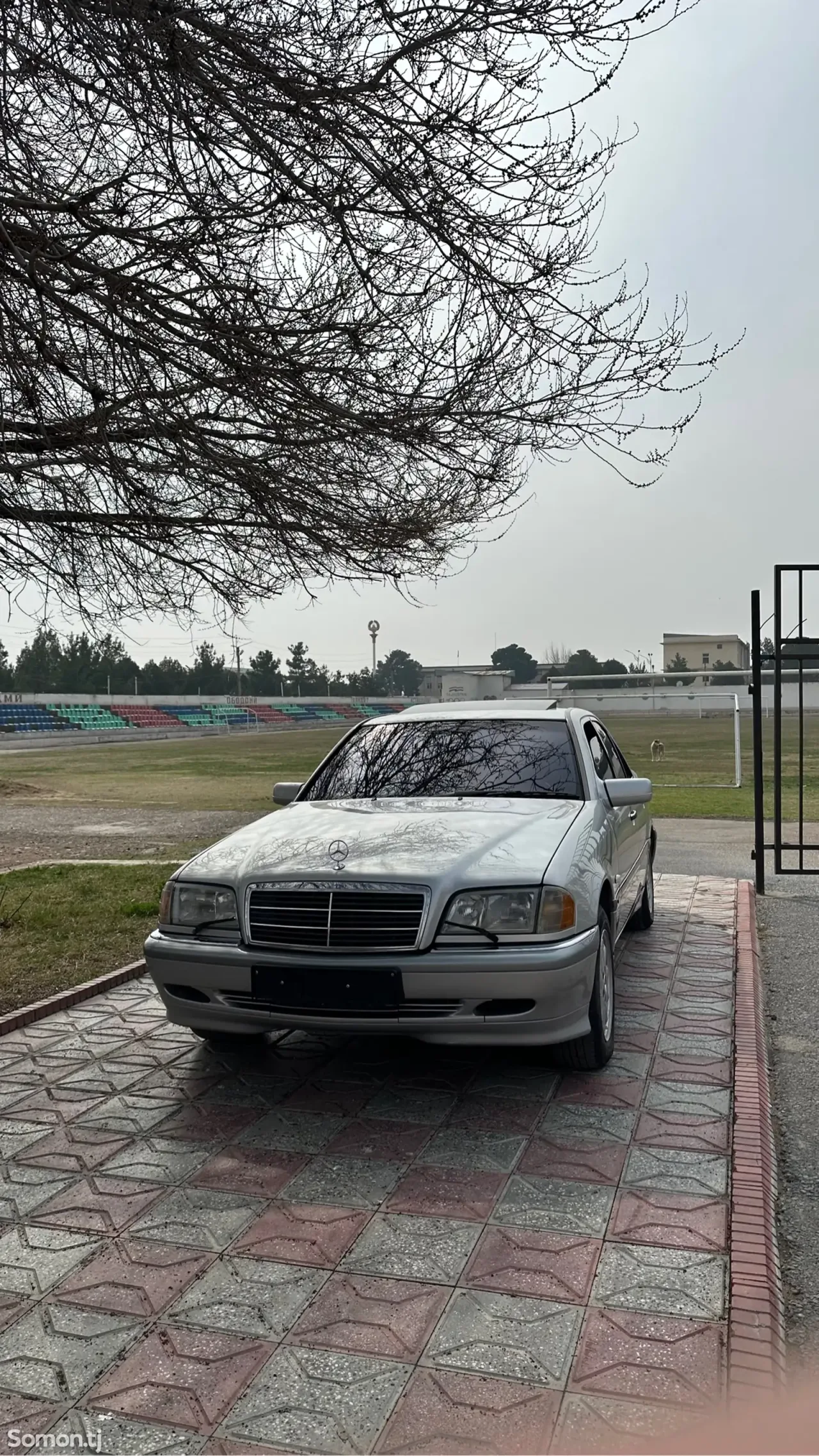 Mercedes-Benz C class 1999 · 2.4 AT