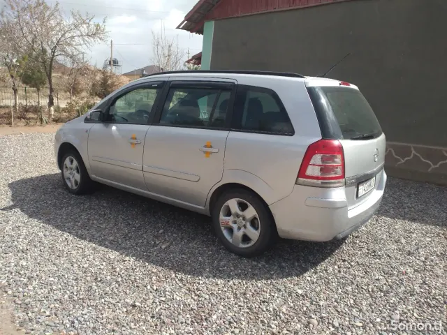 Opel Zafira 2008 · 1.8 MT