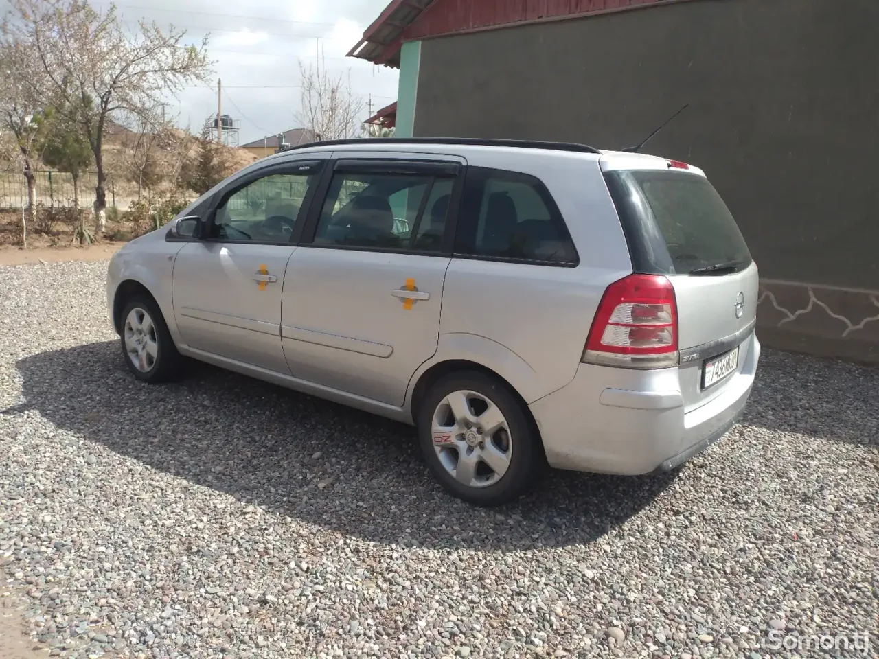 Opel Zafira 2008 · 1.8 MT