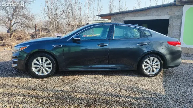 Kia Optima 2016 · 2.4 AT