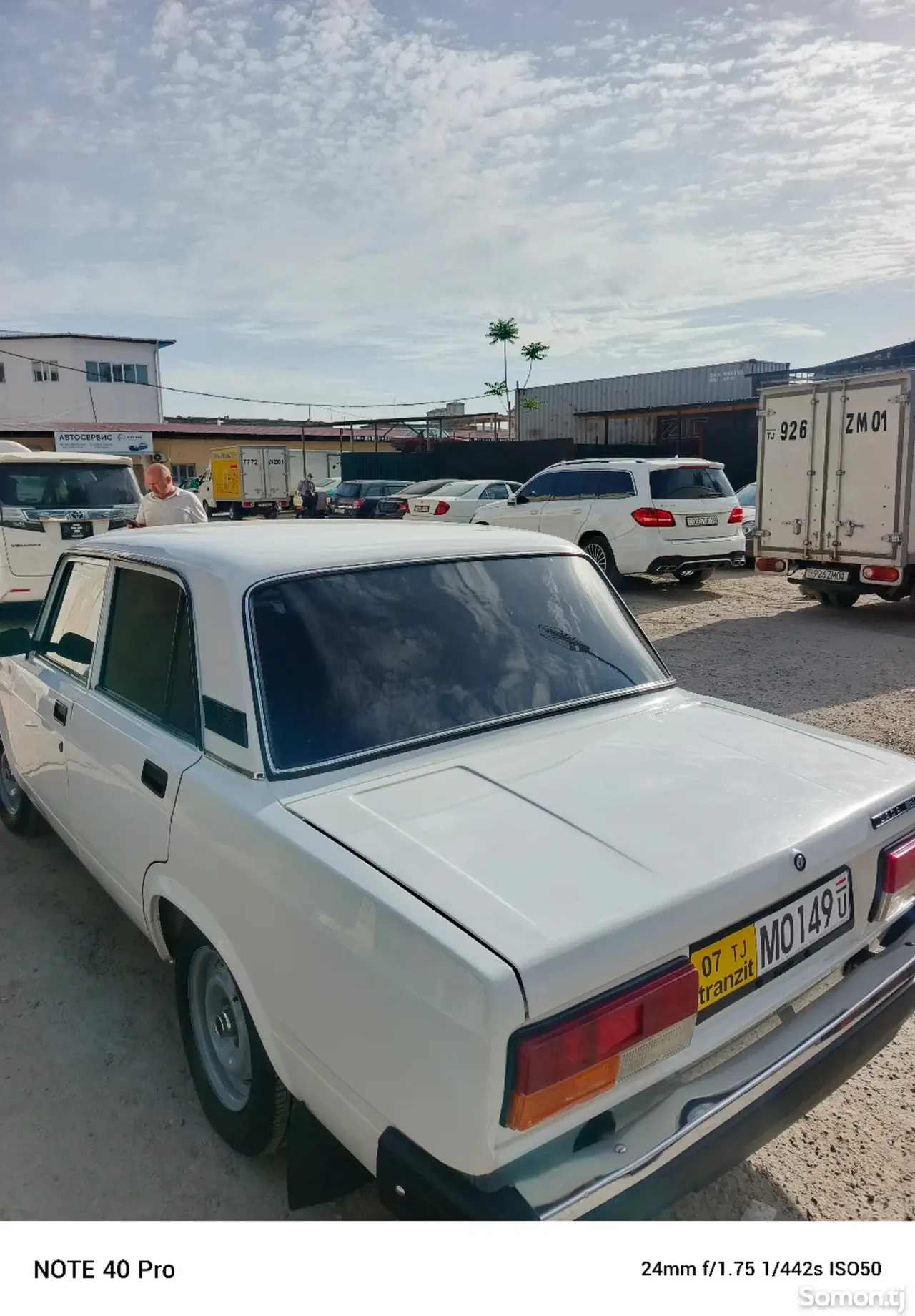 Lada (ВАЗ) 2107 2010 · 1.7 MT
