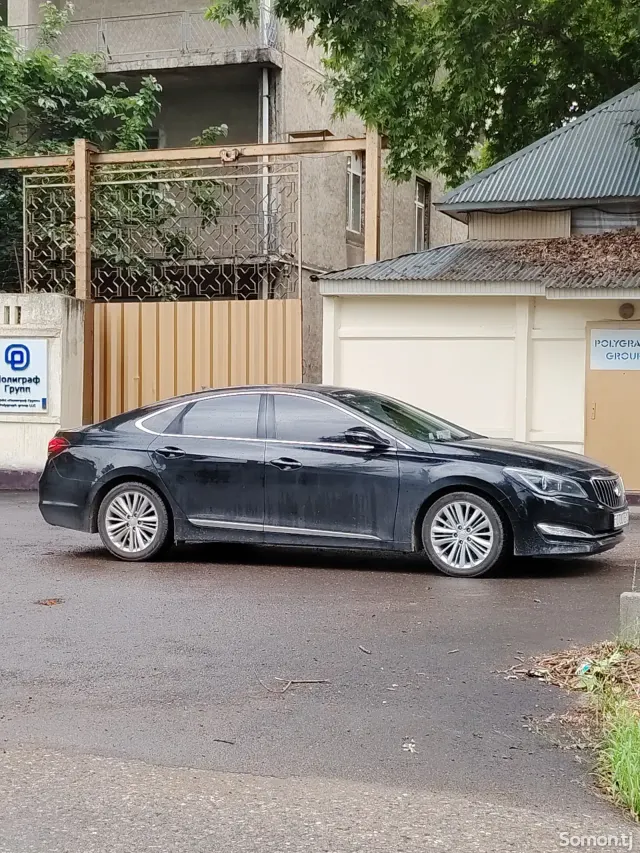 Hyundai Sonata 2015 · 3.0 AT