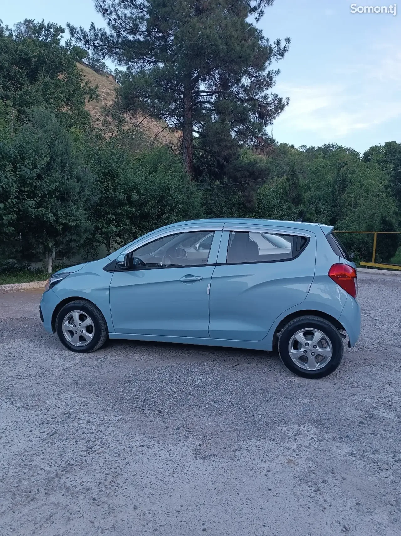 Chevrolet Spark 2016 · 1.1 AT