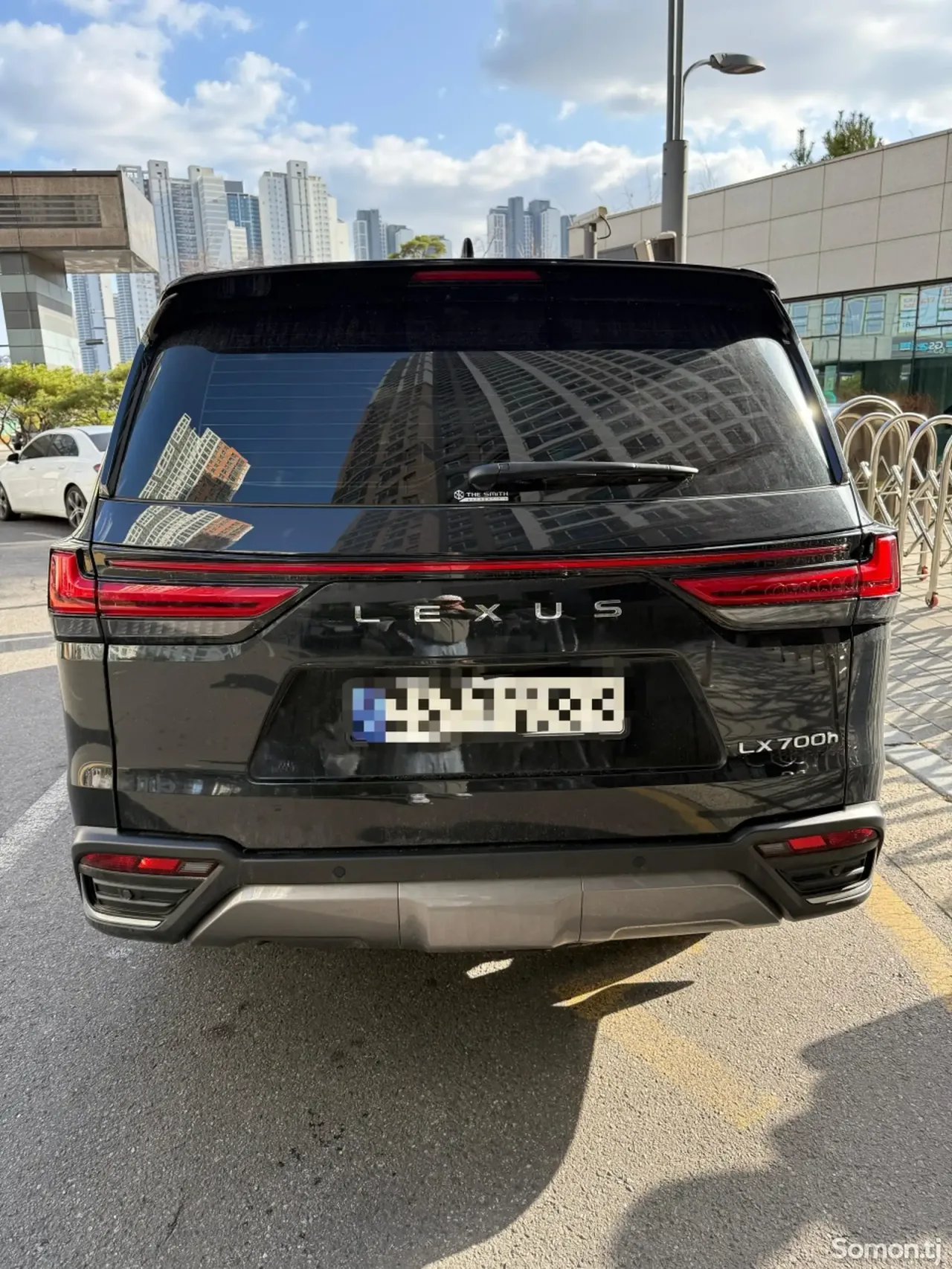 Lexus LX series 2025 · 3.5 AT