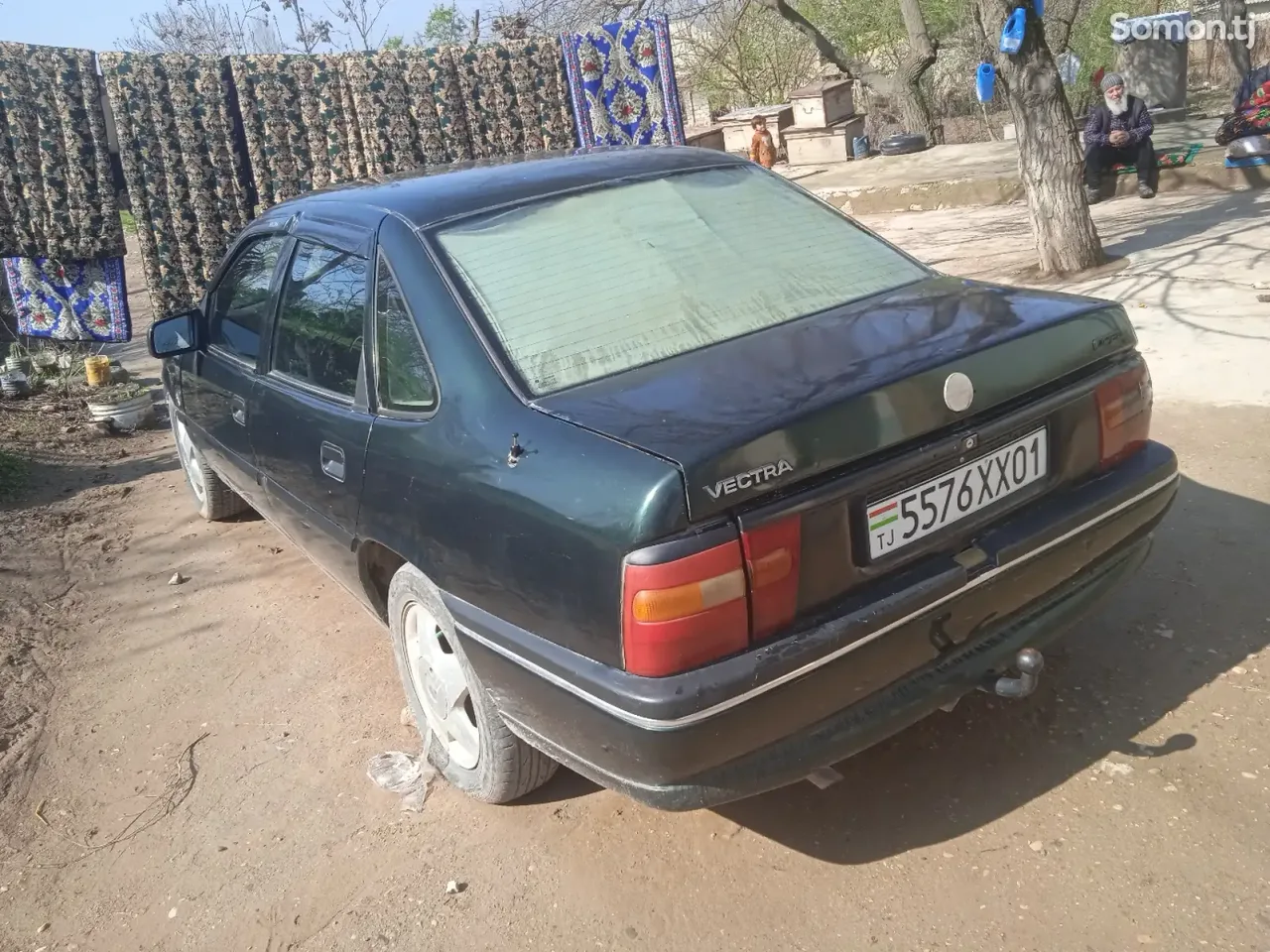 Opel Vectra A 1995 · 1.6 MT