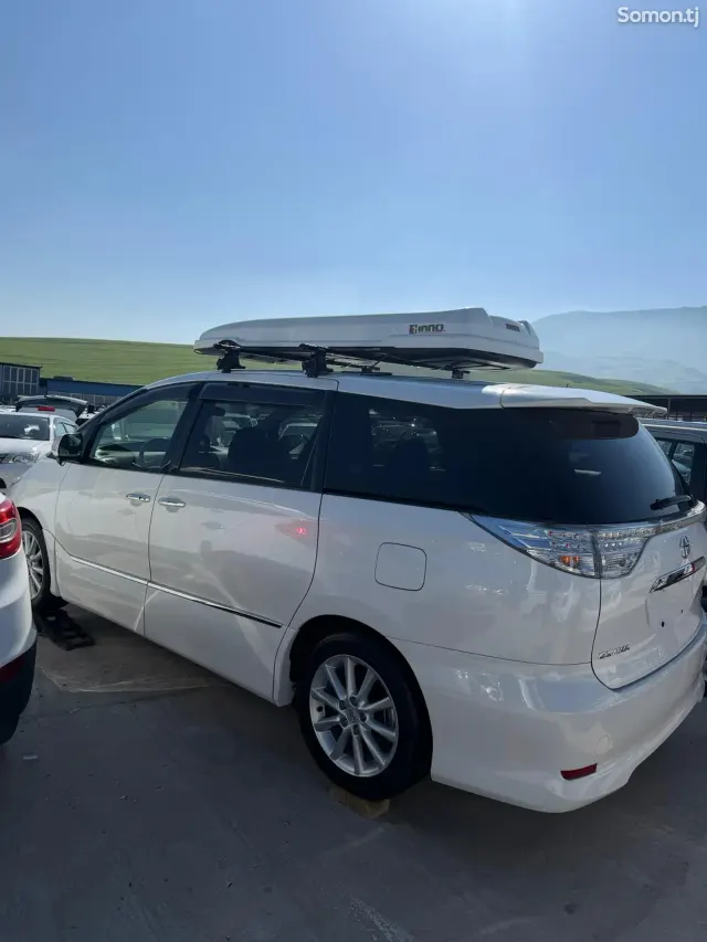 Toyota Estima 2014 · 2.4 AT