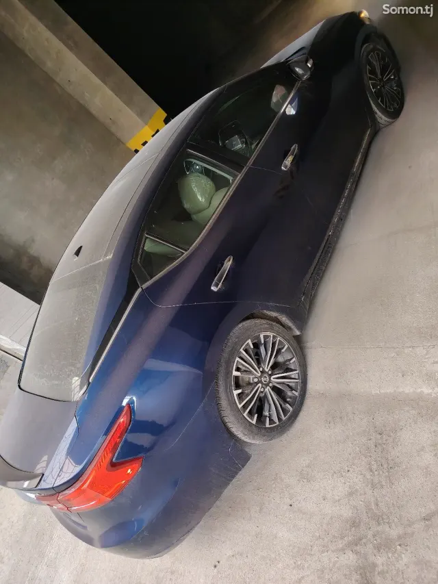 Nissan Maxima 2015 · 2.0 AT