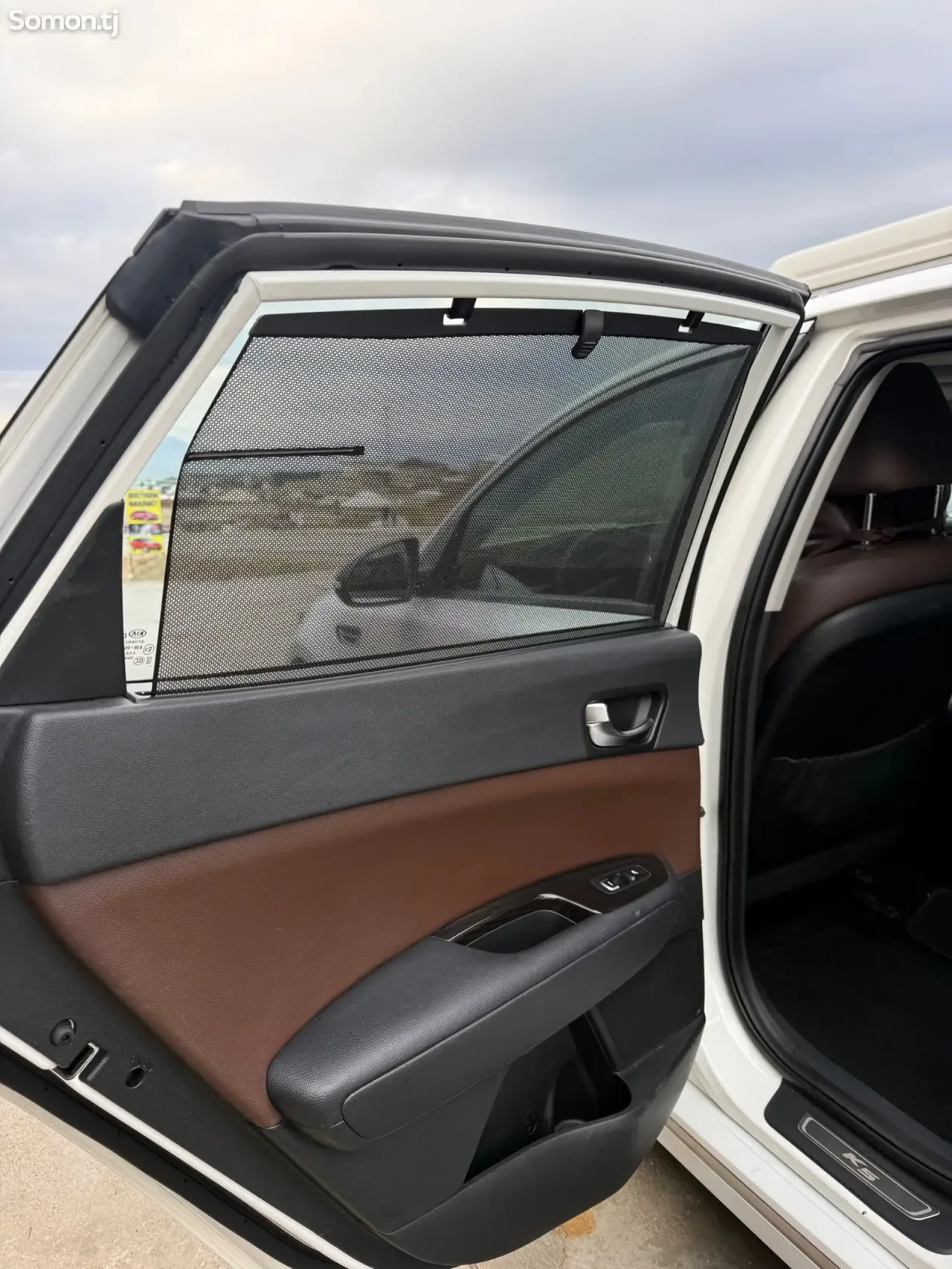 Kia K5 2016 · 2.0 AT