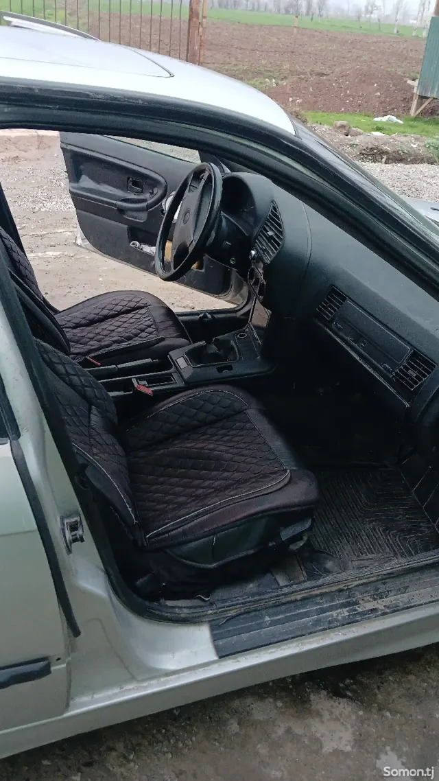 BMW 3 series 1992 · 0.8 MT