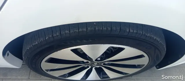 Kia K5 2012 · 2.0 AT