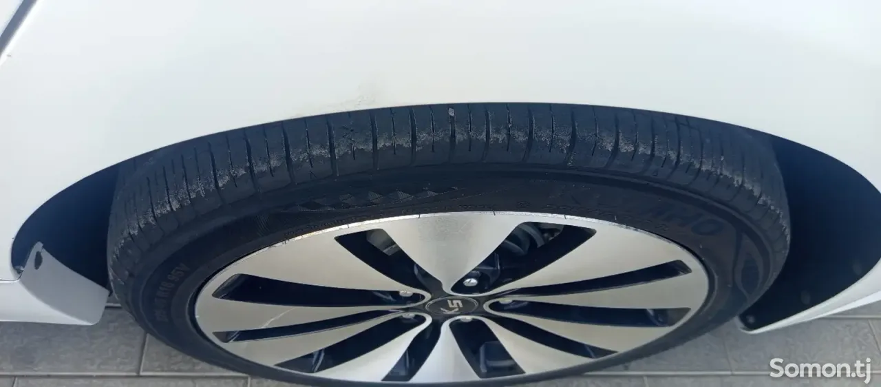 Kia K5 2012 · 2.0 AT