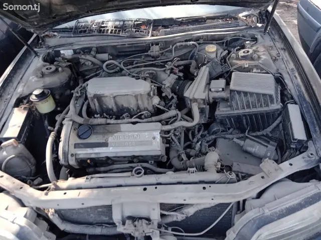 Nissan Maxima 1998 · 3.0 MT