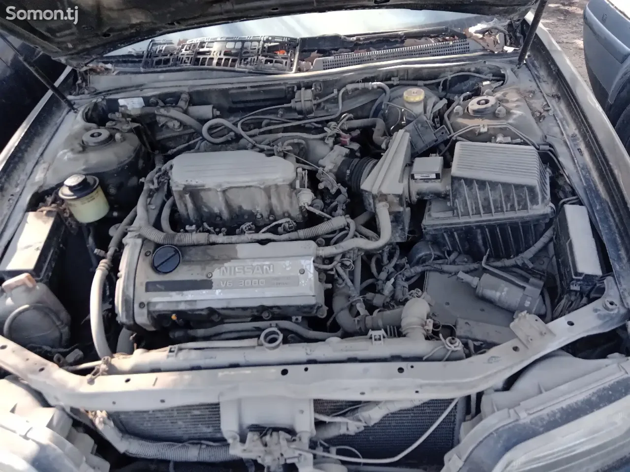 Nissan Maxima 1998 · 3.0 MT
