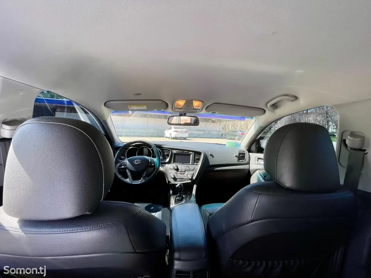 Kia K5 2012 · 2.0 AT