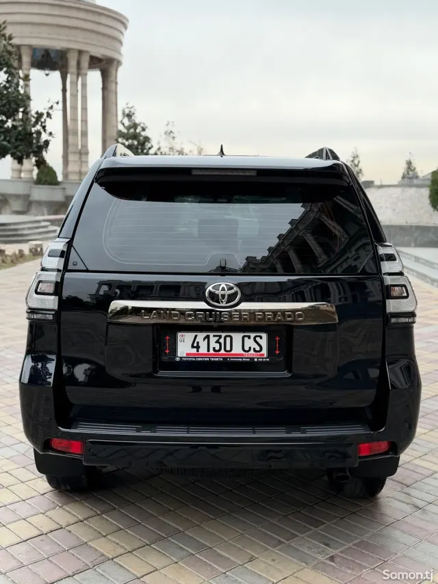 Toyota Land Cruiser Prado 2022 · 4.0 AT