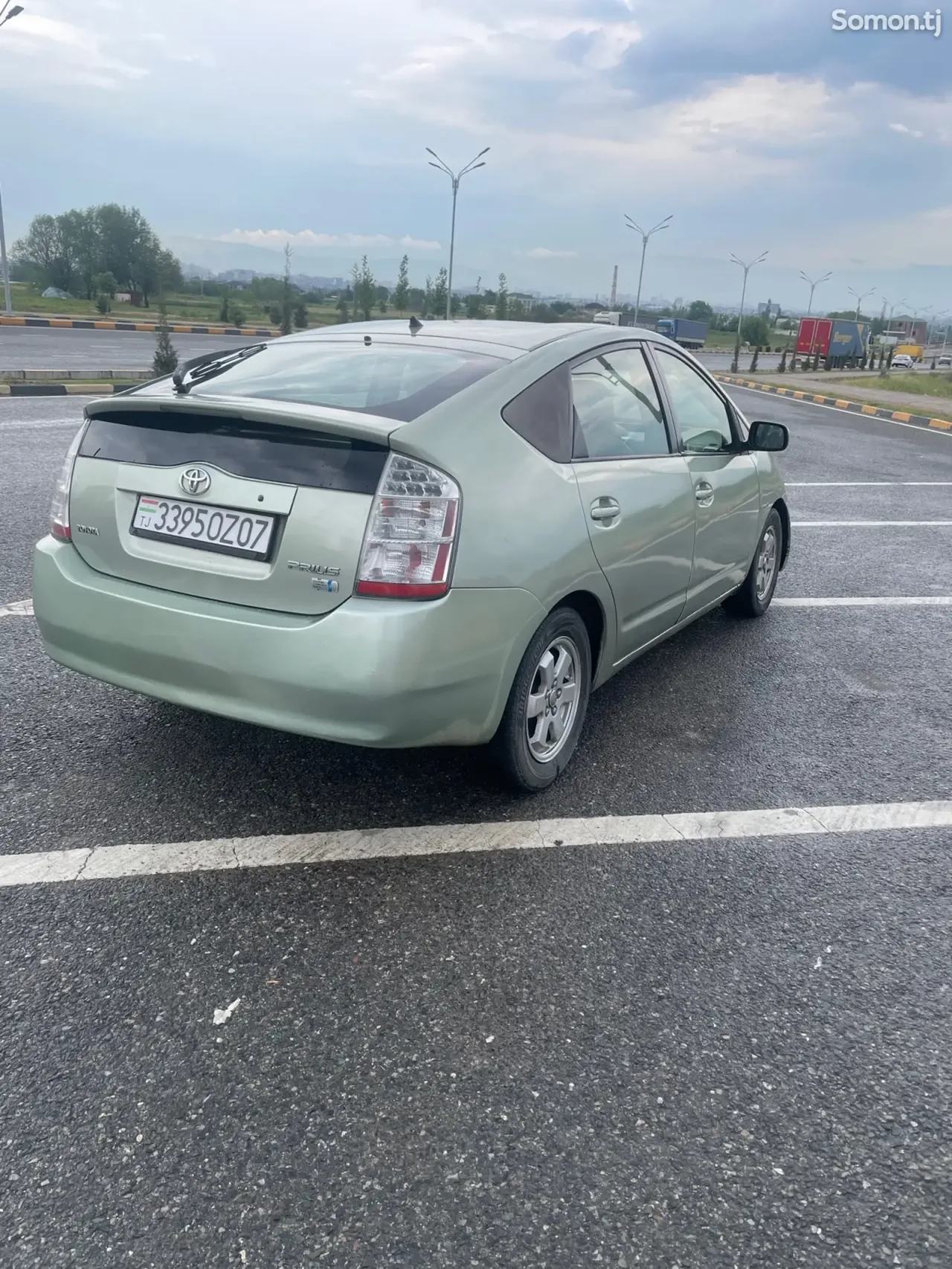 Toyota Prius 2006 · 1.6 AT