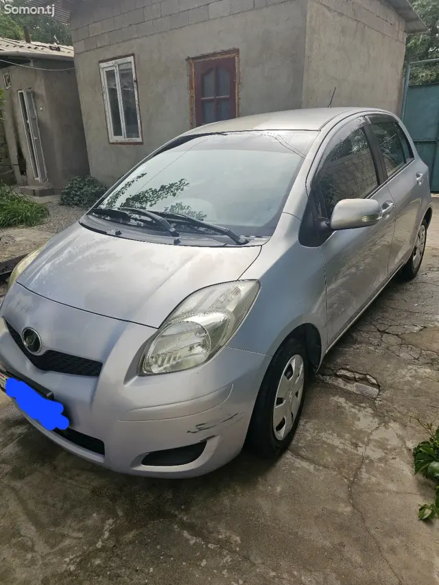 Toyota Vitz 2008 · 1.3 AT
