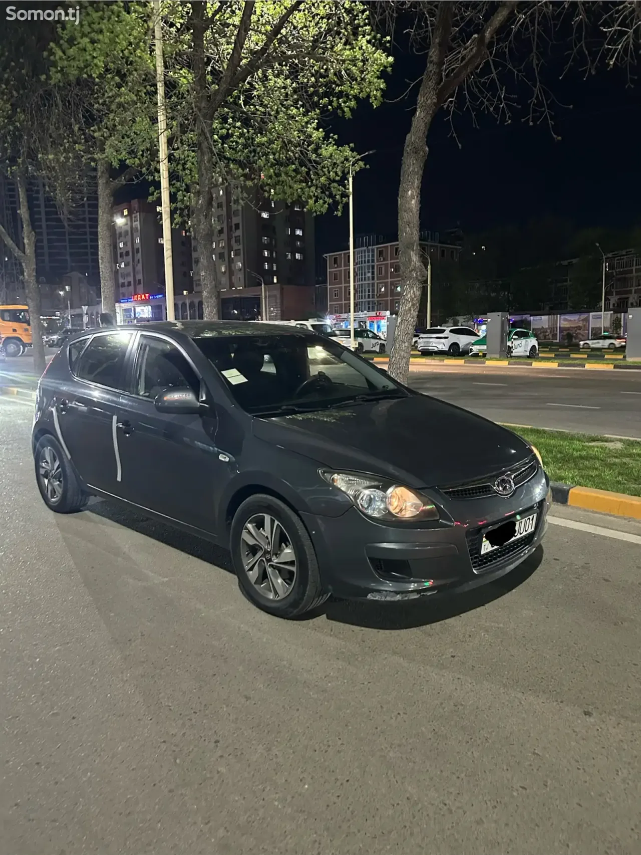 Hyundai i30 2010 · 1.6 MT