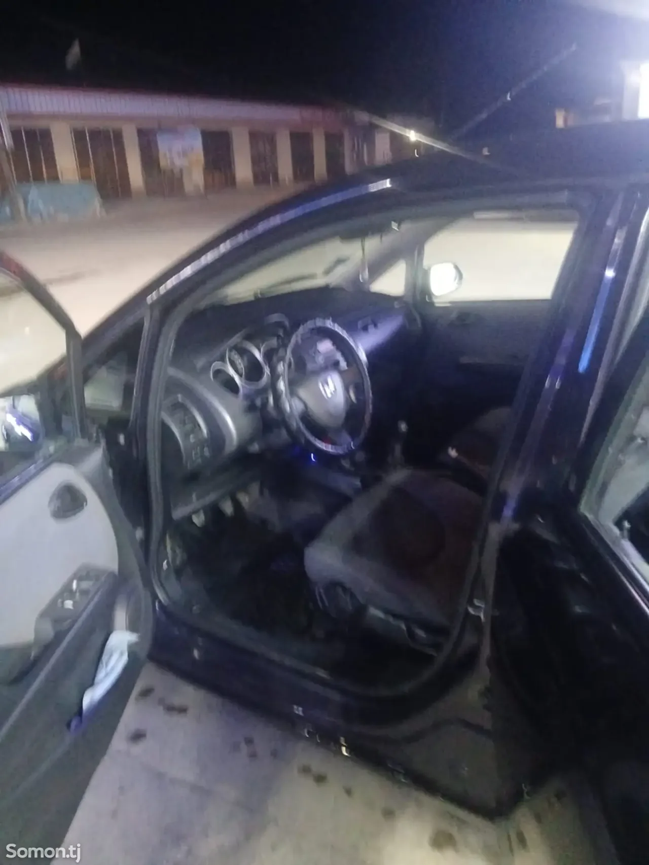 Honda Jazz 2006 · 1.3 MT