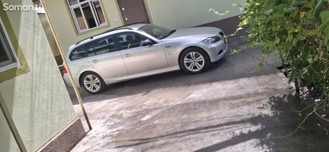 BMW 3 series 2006 · 2.0 MT