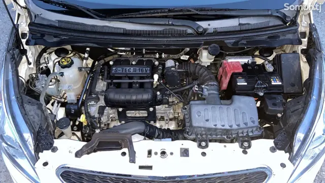 Chevrolet Spark 2015 · 1.0 AT
