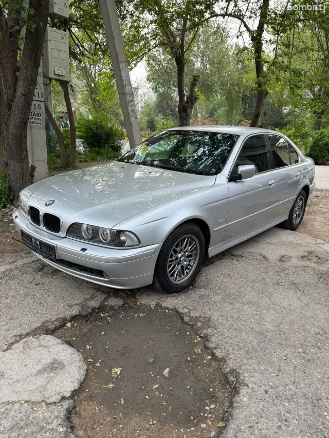 BMW 5 series 1999 · 2.8 AT