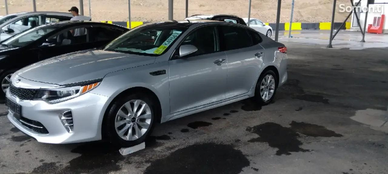 Kia Optima 2017 · 2.4 AT