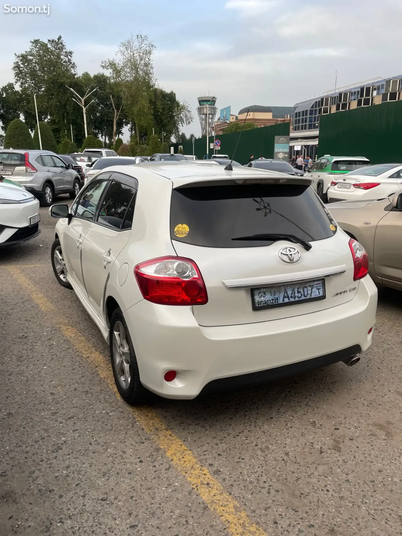 Toyota Auris 2012 · 1.8 AT