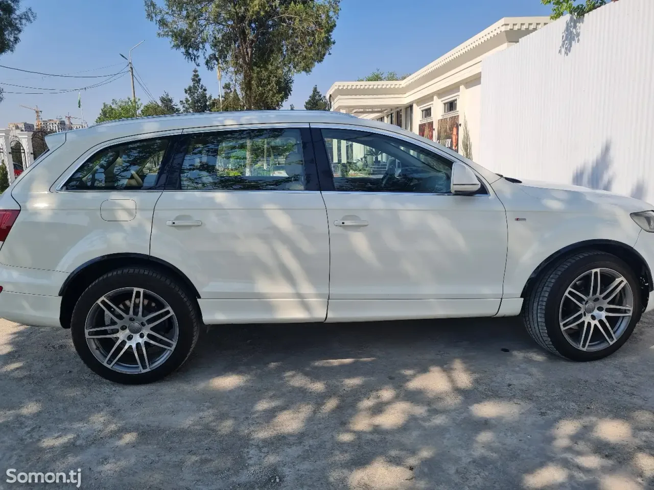 Audi Q7 2009 · 3.0 AT