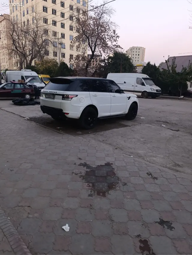 Land Rover Range Rover Sport 2013 · 3.0 AT