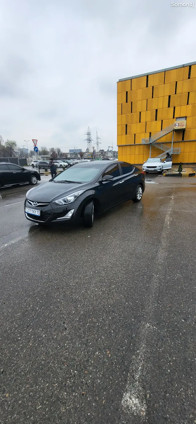 Hyundai Avante 2014 · 1.6 AT