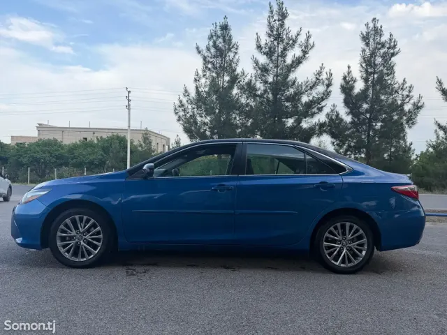 Toyota Camry 2017 · 2.0 AT