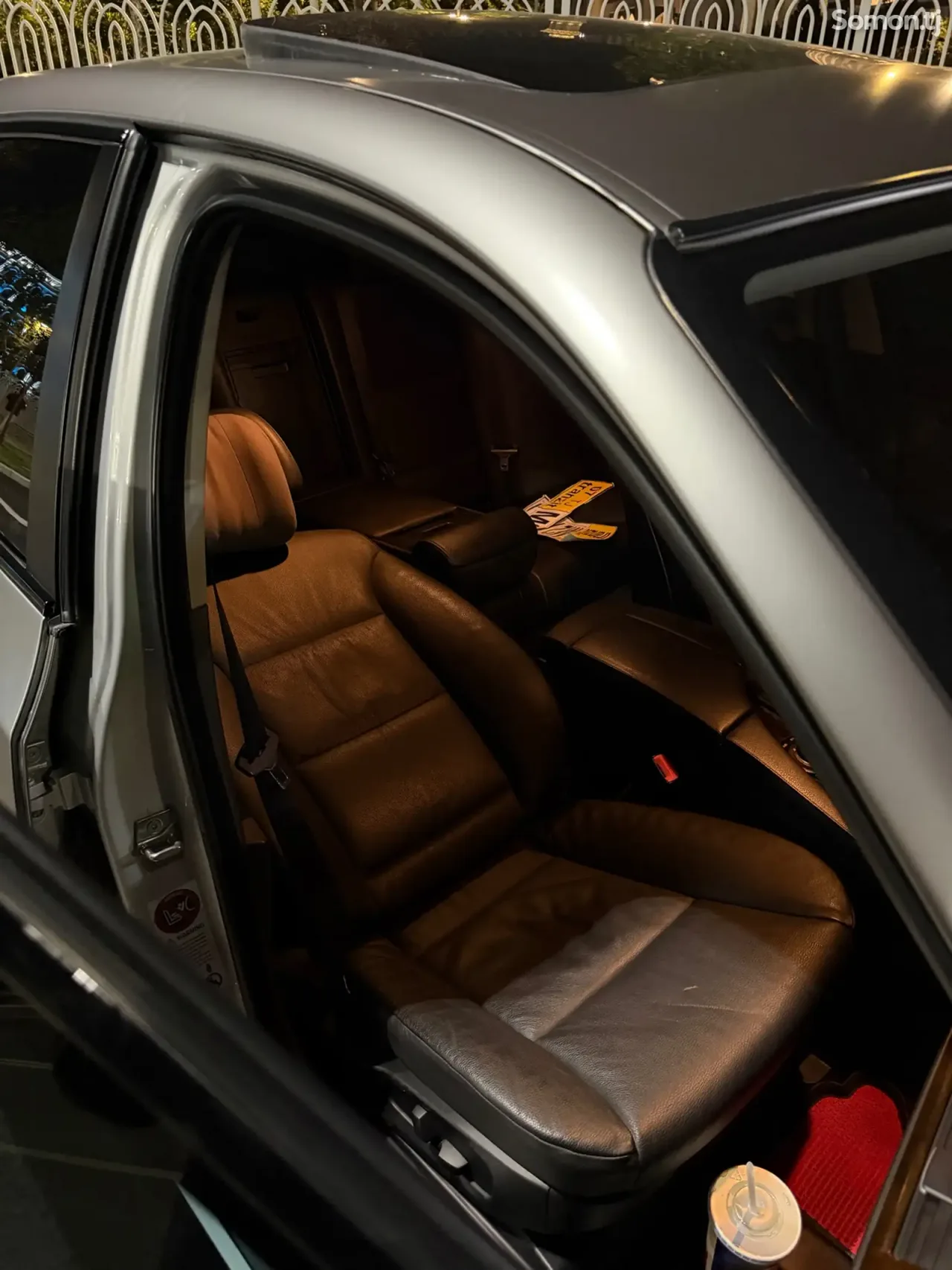 BMW 5 series 2010 · 3.0 AT