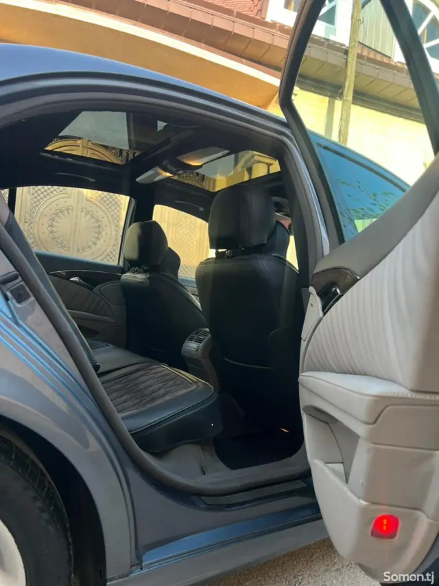 Mercedes-Benz E class 2008 · 2.8 AT