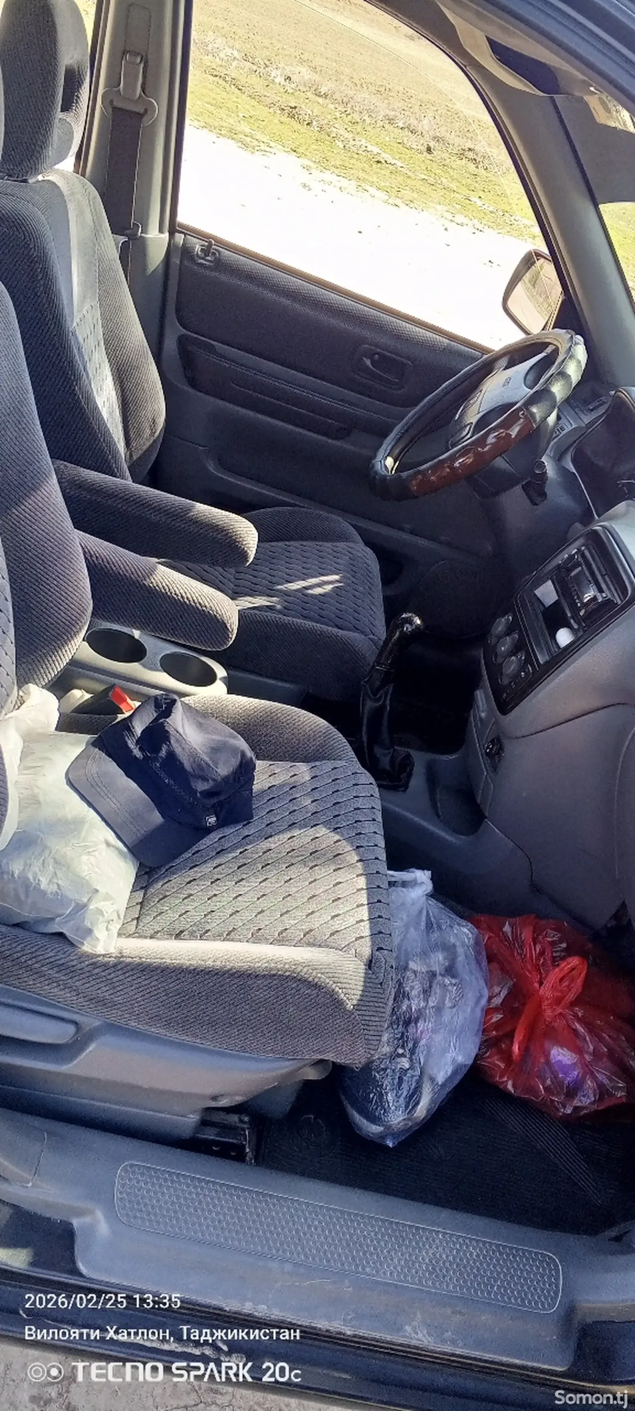 Honda CR-V 2000 · 2.0 MT